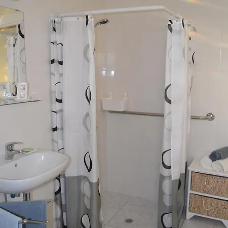 Guest Maison d'hôtes Ericeira